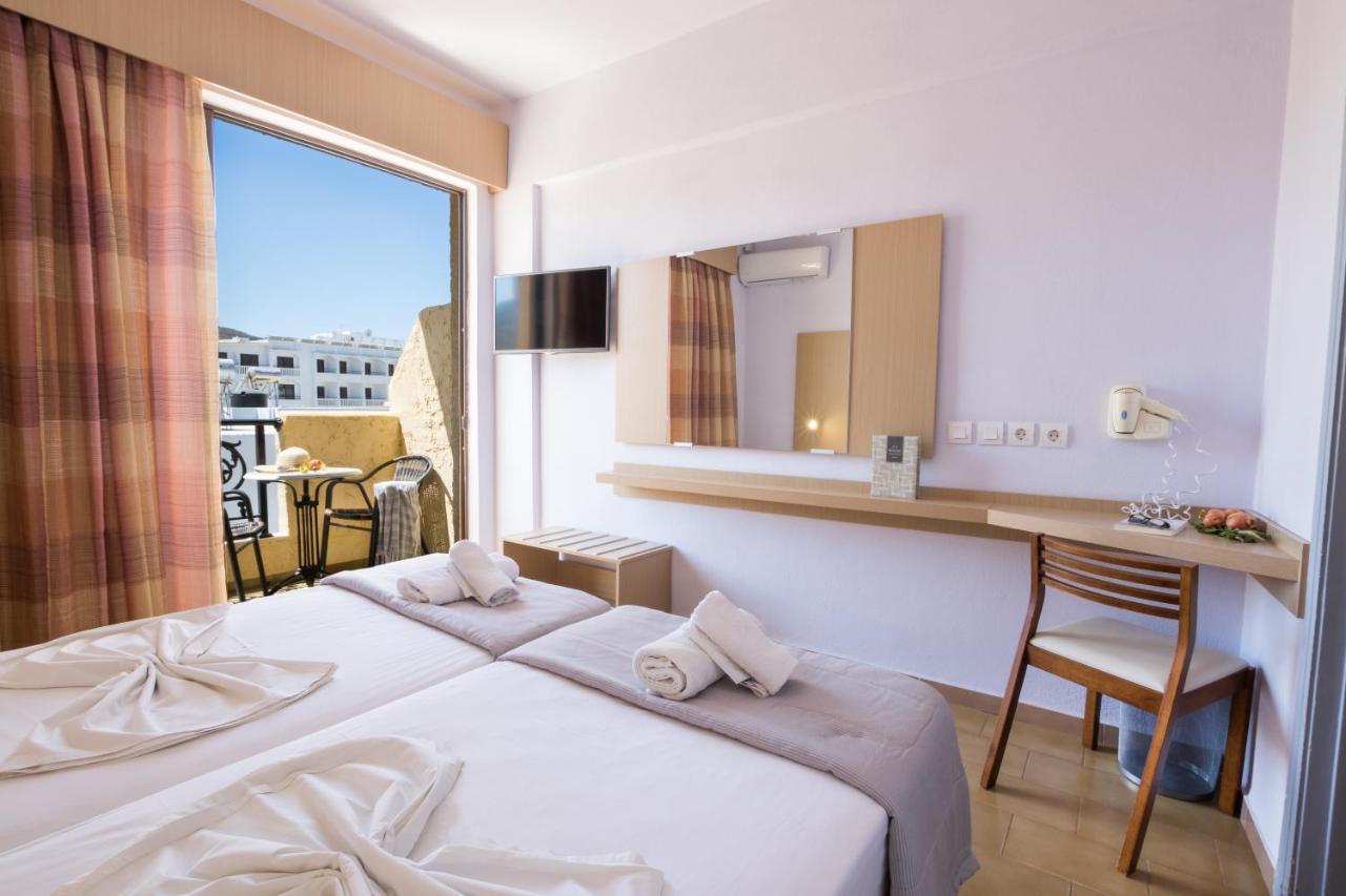 Atlantis Hotel Karpathos Town  Exterior photo