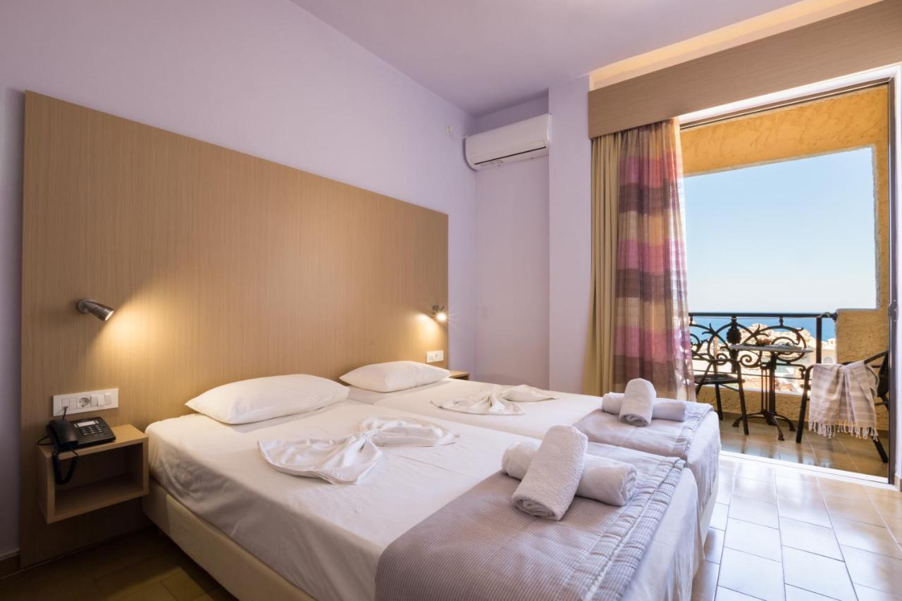 Atlantis Hotel Karpathos Town  Exterior photo
