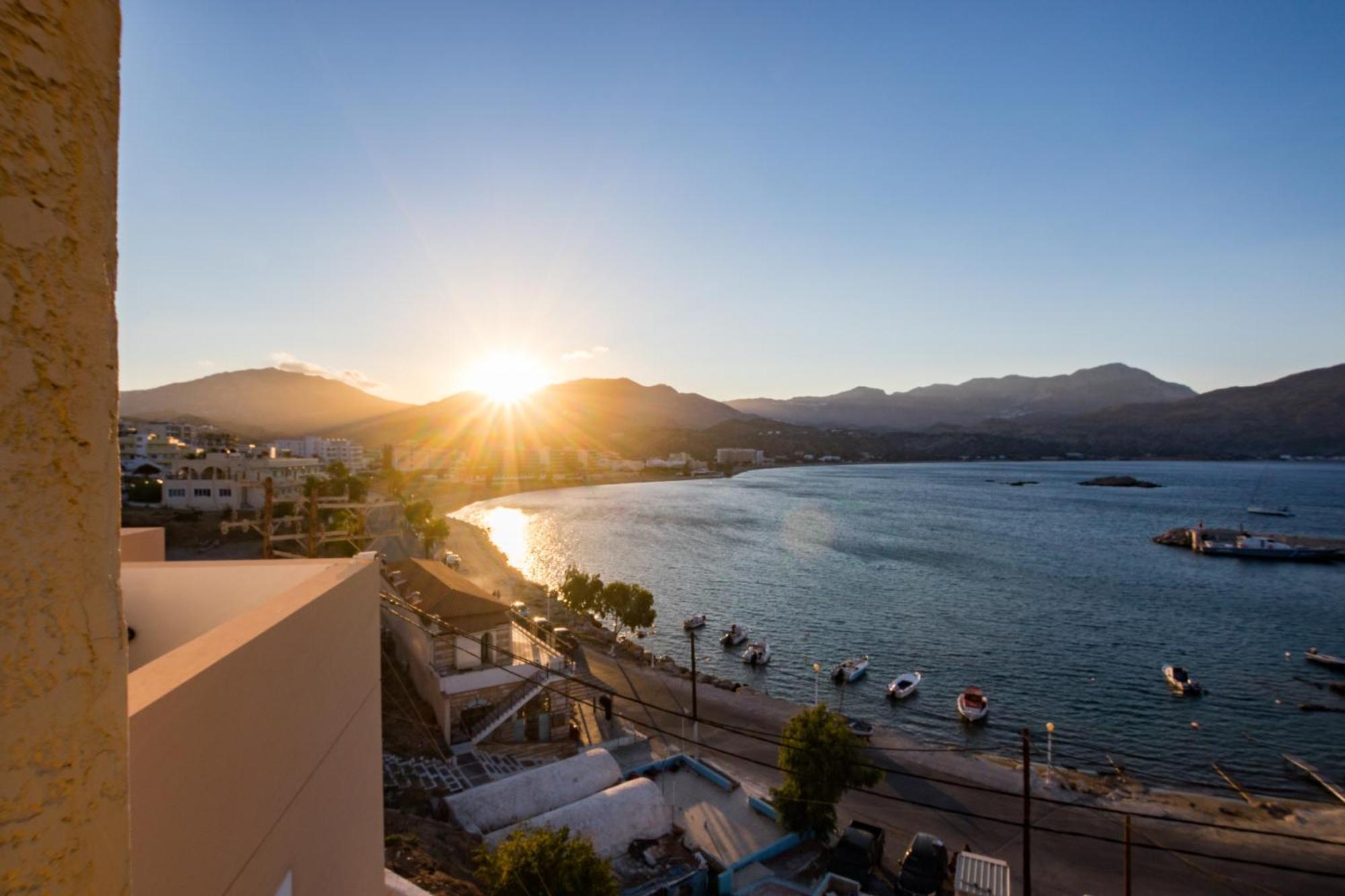 Atlantis Hotel Karpathos Town  Exterior photo