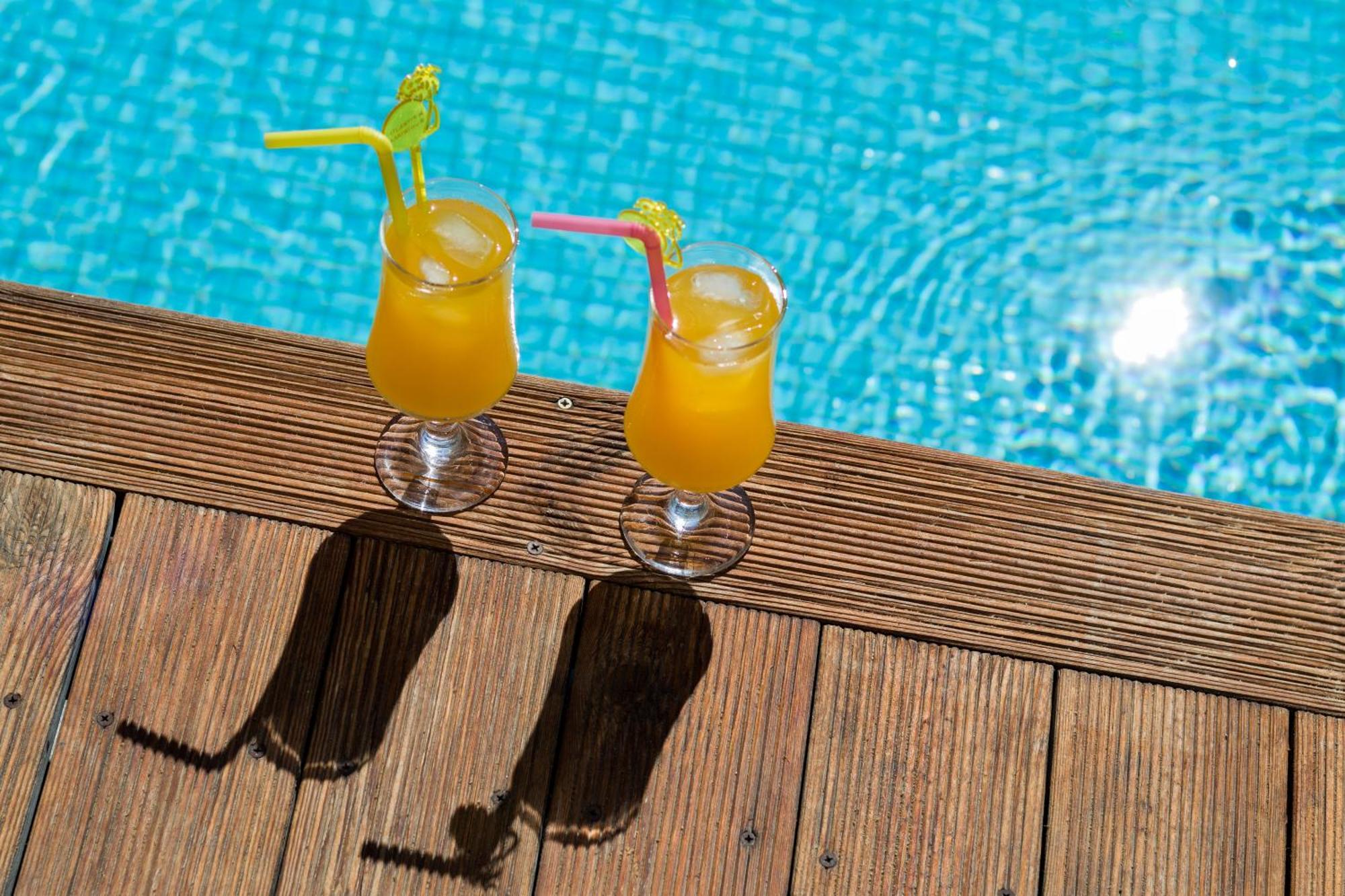 Atlantis Hotel Karpathos Town  Exterior photo