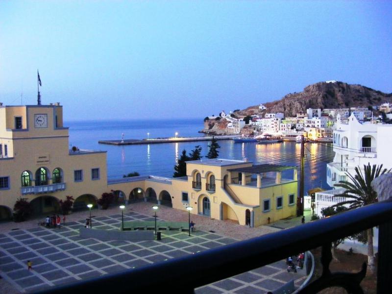 Atlantis Hotel Karpathos Town  Exterior photo